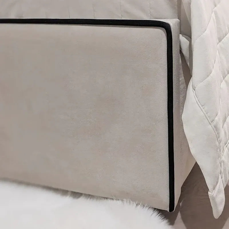 Hugo Luxury Tall Panelled Bed With Contrast Piping